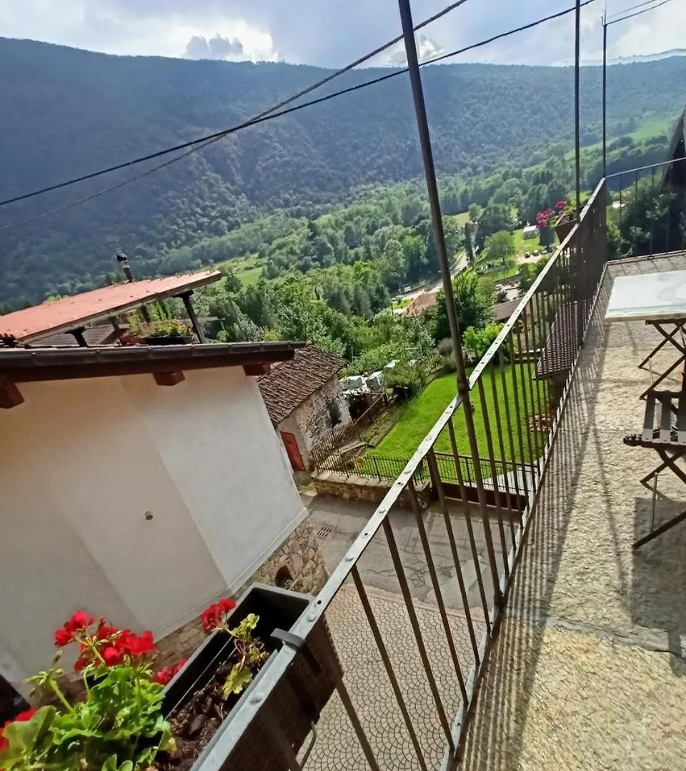 Foresteria Lombarda B & B Ca' Pelitti Ganna 0*,  Italia